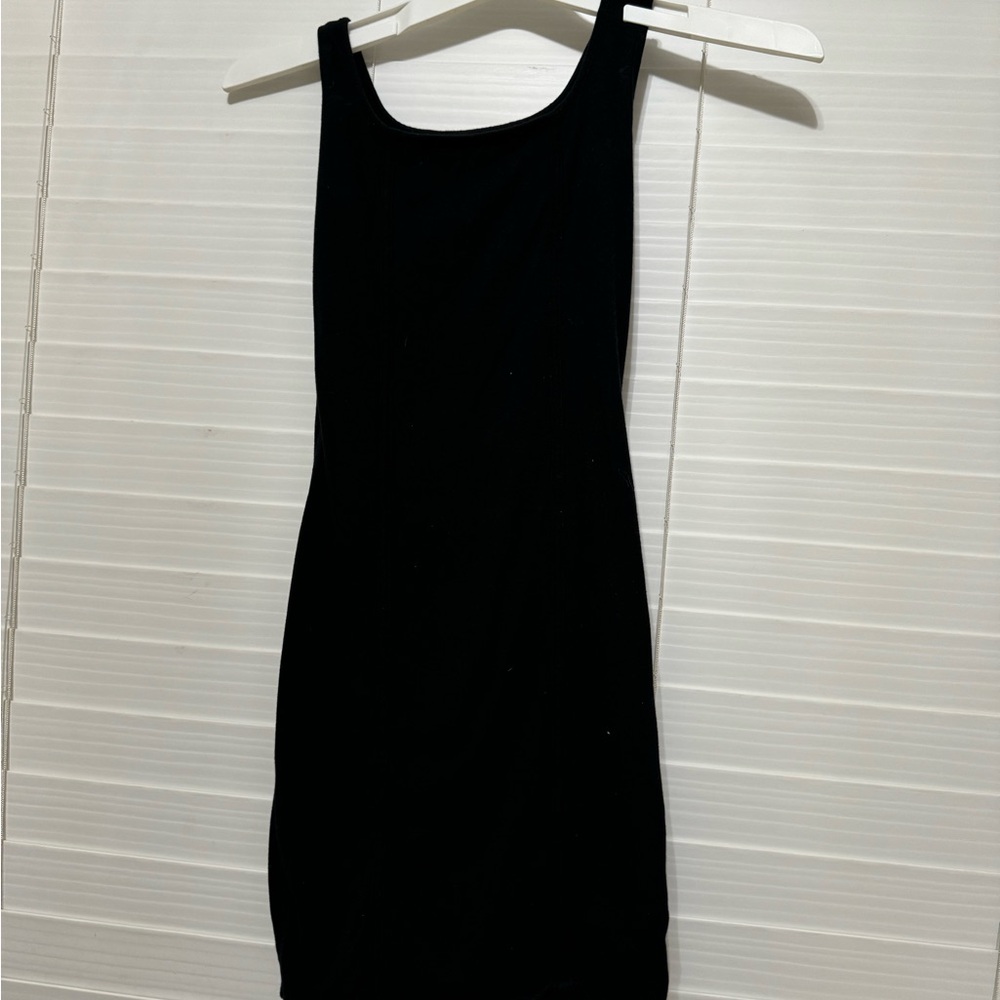 Elegant Black Sleeveless Dress